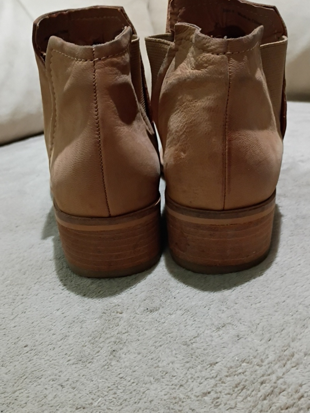 Dolce Vita Blush Taupe Suede Ankle Bootie - Picture 5 of 9